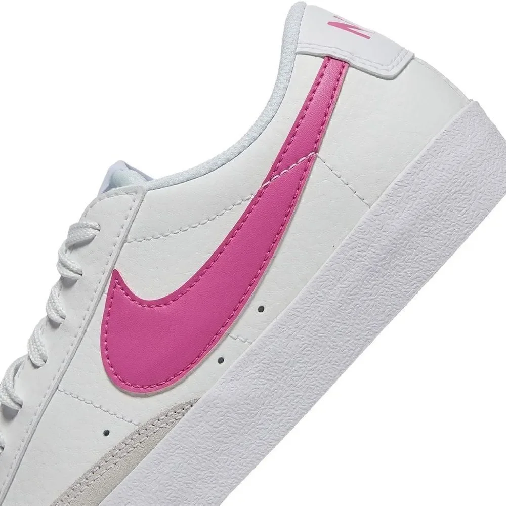 Nike Blazer Low '77 (Big Kid) 7 Y